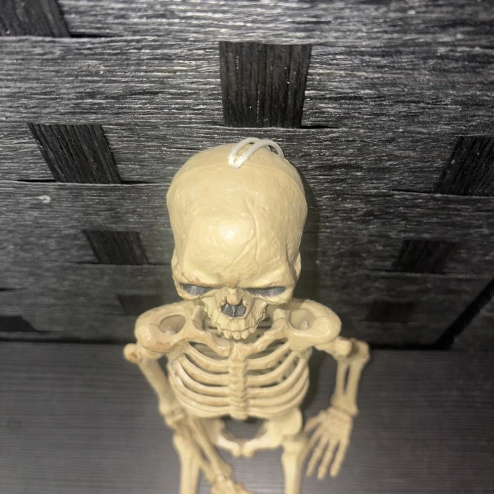 2 15 Flexi Skeleton Halloween Decorations
